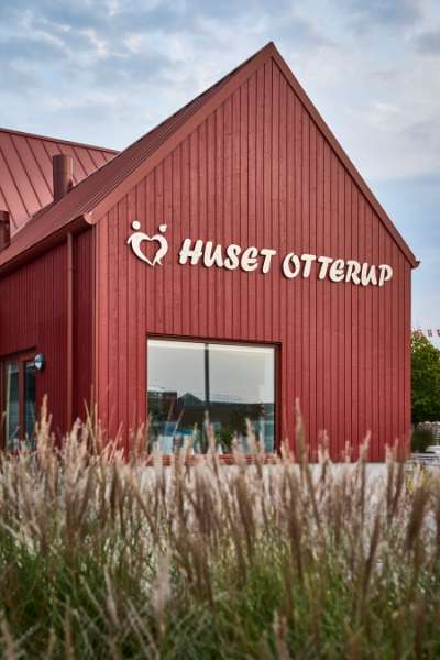 Seniors find a new community under a steel roof, Seniorhuset Otterup, Søndergade 4, 5450 Otterup, Denmark